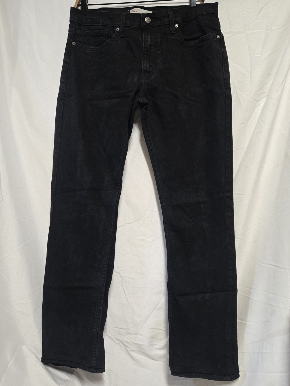 Levi's Black Slim Straight Men's Jeans